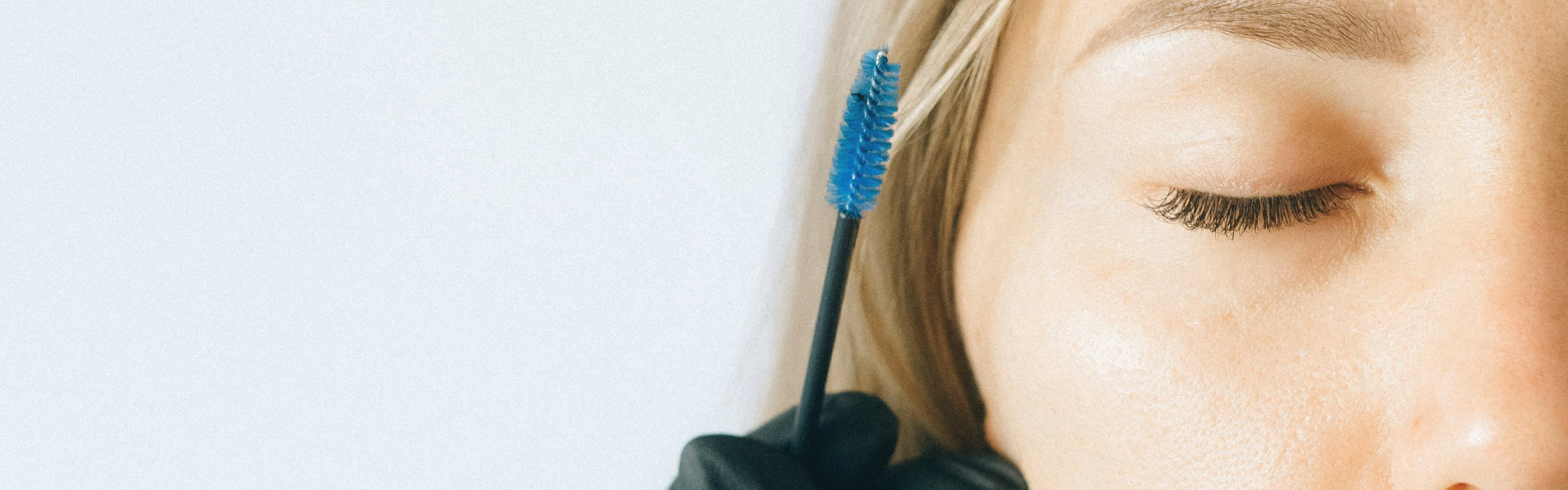 Spoolie brush
