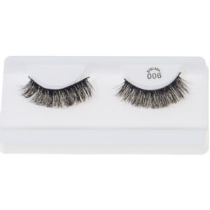 LASHES516958F.jpg